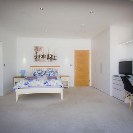 Allen Ridge Hythe  Exterior photo